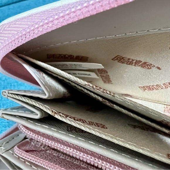 Snoopy Peanuts Pink/Beige Faux leather with gold embroidered Zip Around Wallet - Picture 15 of 15